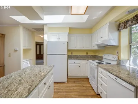 700 NW Bellevue Place Grants Pass OR 97526