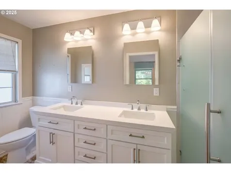 700 NW Bellevue Place Grants Pass OR 97526