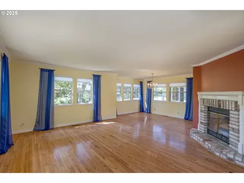 700 NW Bellevue Place Grants Pass OR 97526