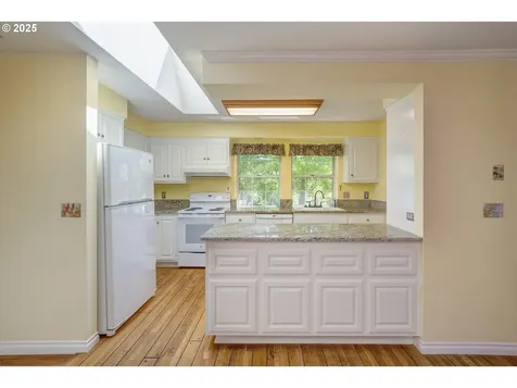 700 NW Bellevue Place Grants Pass OR 97526