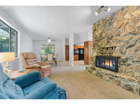9151 SE Hideaway Court Damascus OR 97089