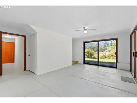 9151 SE Hideaway Court Damascus OR 97089