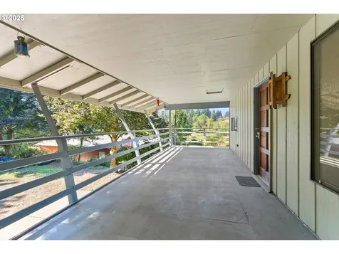 9151 SE Hideaway Court Damascus OR 97089