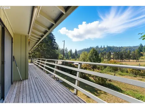 9151 SE Hideaway Court Damascus OR 97089