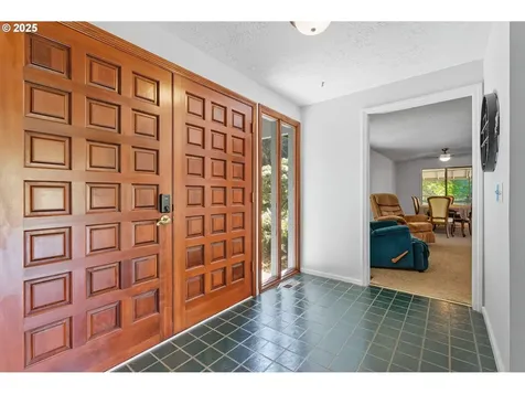 9151 SE Hideaway Court Damascus OR 97089