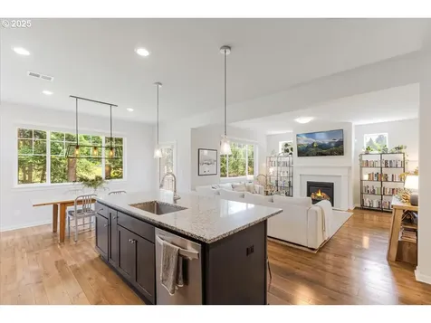 7010 SW Barr Lane Tualatin OR 97062