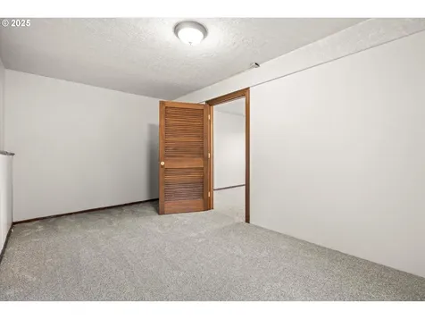 15648 NE Rose Parkway Portland OR 97230