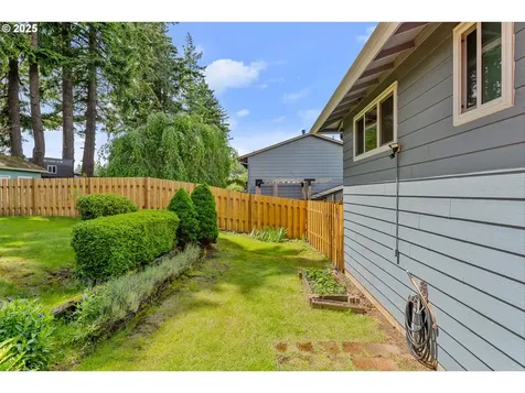 15648 NE Rose Parkway Portland OR 97230