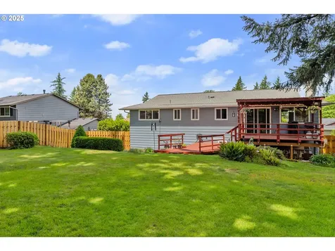 15648 NE Rose Parkway Portland OR 97230