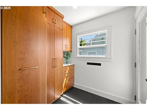 1703 SE 59th Avenue Portland OR 97215