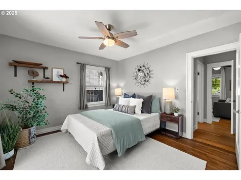 1703 SE 59th Avenue Portland OR 97215