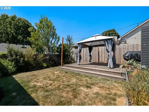 1703 SE 59th Avenue Portland OR 97215