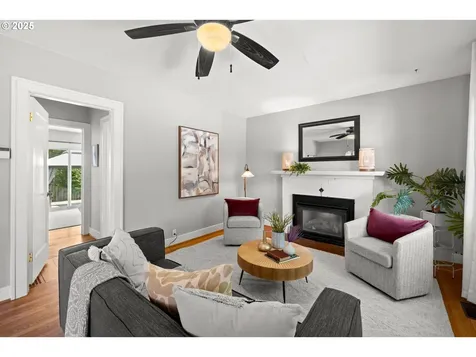 1703 SE 59th Avenue Portland OR 97215