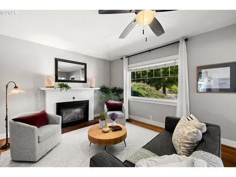 1703 SE 59th Avenue Portland OR 97215