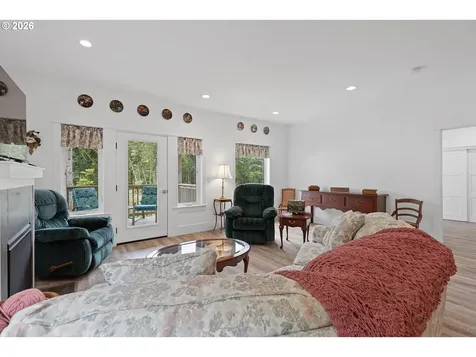 2992 NE 26th Street Lincoln City OR 97367