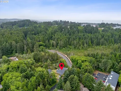 2992 NE 26th Street Lincoln City OR 97367