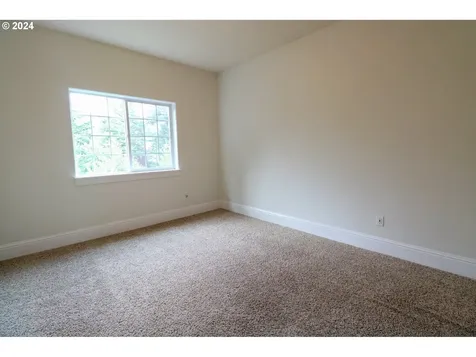 2728 Sherman Avenue North Bend OR 97459