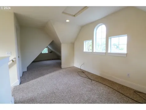 2728 Sherman Avenue North Bend OR 97459