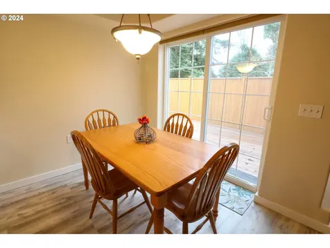 2728 Sherman Avenue North Bend OR 97459