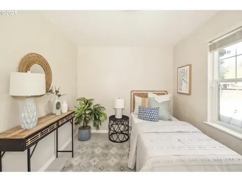 11848 SE Yamhill Street Portland OR 97216
