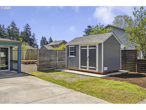 11848 SE Yamhill Street Portland OR 97216