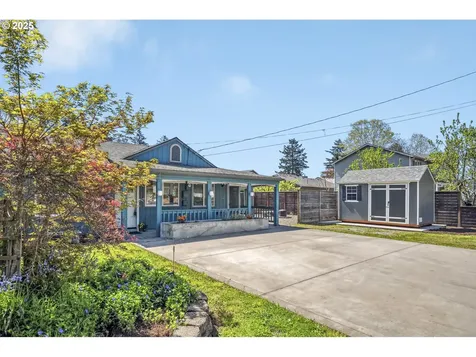 11848 SE Yamhill Street Portland OR 97216