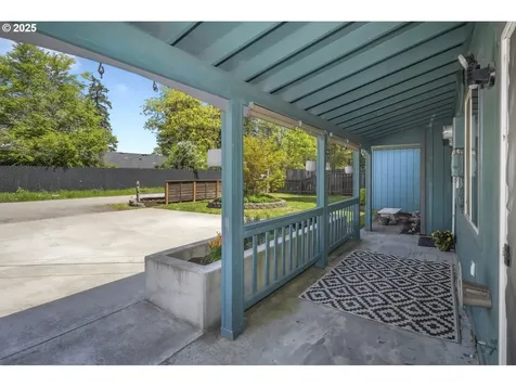11848 SE Yamhill Street Portland OR 97216