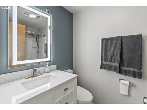 15817 NE 4th Street Vancouver WA 98684