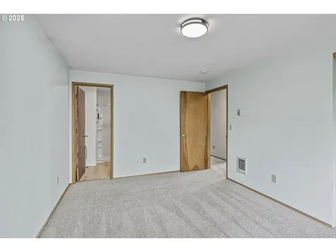 15817 NE 4th Street Vancouver WA 98684