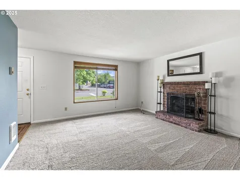 15817 NE 4th Street Vancouver WA 98684