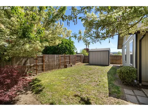 1983 S 12th Street Lebanon OR 97355