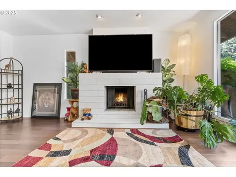 5585 NW Tamarron Place Portland OR 97229