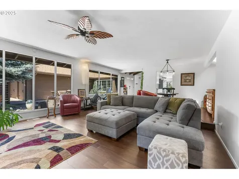 5585 NW Tamarron Place Portland OR 97229