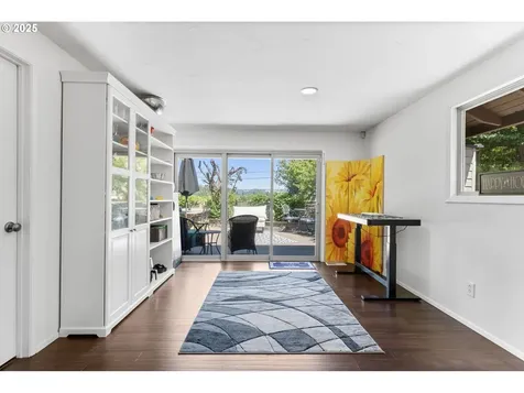 5585 NW Tamarron Place Portland OR 97229