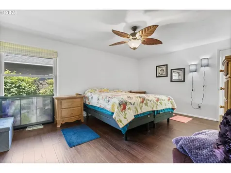 5585 NW Tamarron Place Portland OR 97229