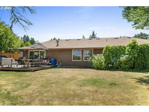 5585 NW Tamarron Place Portland OR 97229