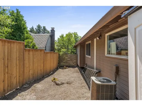 5585 NW Tamarron Place Portland OR 97229
