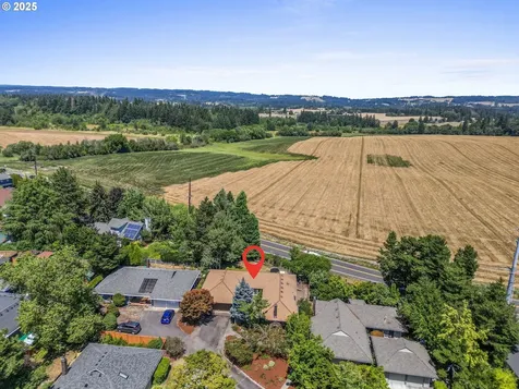 5585 NW Tamarron Place Portland OR 97229