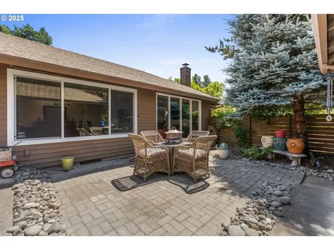 5585 NW Tamarron Place Portland OR 97229