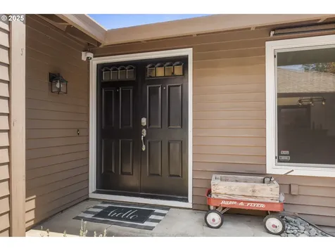 5585 NW Tamarron Place Portland OR 97229