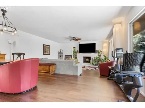 5585 NW Tamarron Place Portland OR 97229