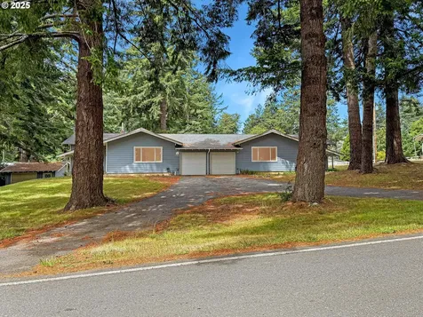 17144 Parkview Drive Brookings OR 97415