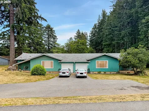 17144 Parkview Drive Brookings OR 97415