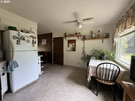 17144 Parkview Drive Brookings OR 97415