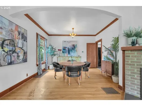 3374 SE Brooklyn Street Portland OR 97202