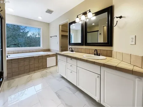 13536 SE Tropicana Court Happy Valley OR 97086