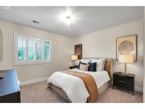 9819 NW Bartholomew Drive Portland OR 97229