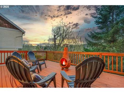 9819 NW Bartholomew Drive Portland OR 97229