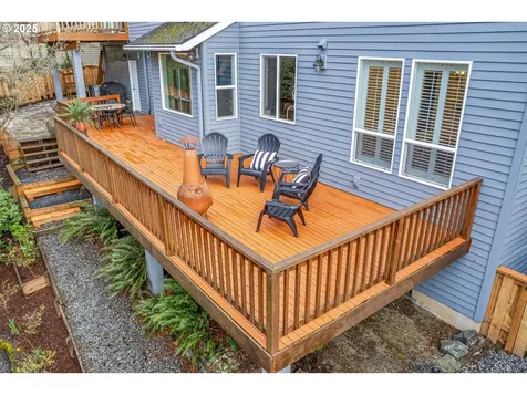 9819 NW Bartholomew Drive Portland OR 97229