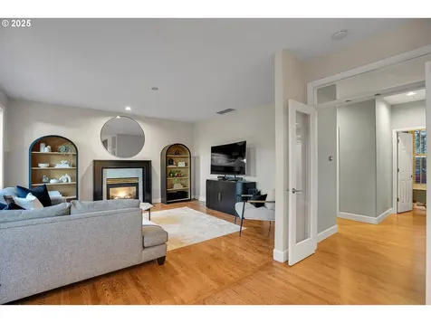 9819 NW Bartholomew Drive Portland OR 97229